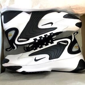 Men’s Nike Zoom 2K shoes